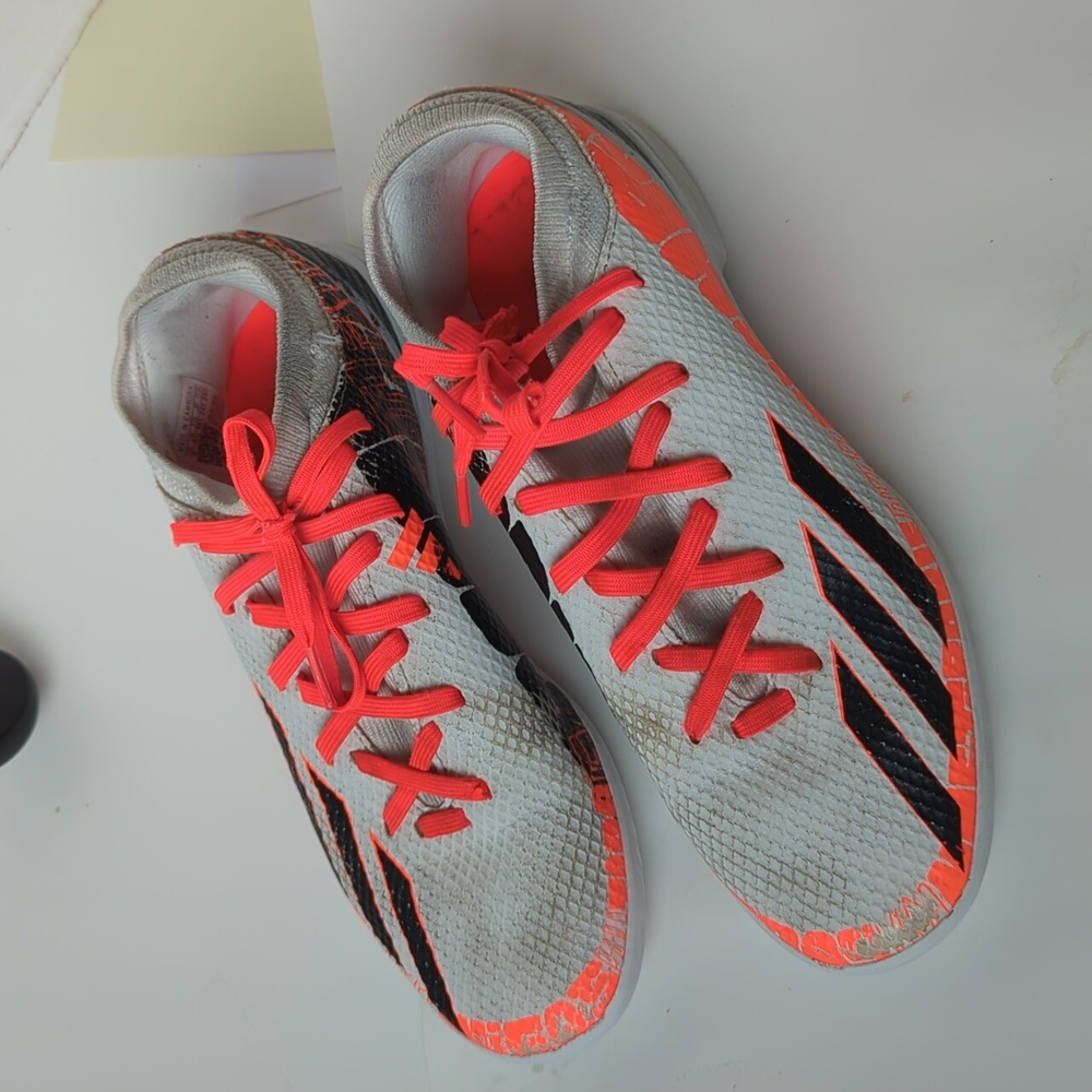 Adidas size 6 Messi athletic sneakers
